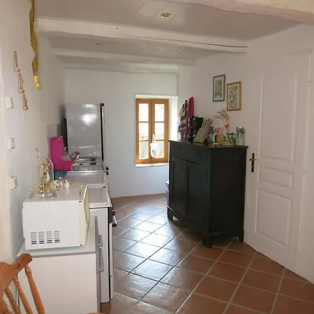 Dans Les Alpes De Haute-provence Holiday home *