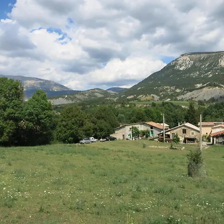 Dans Les Alpes De Haute-provence * Clumanc